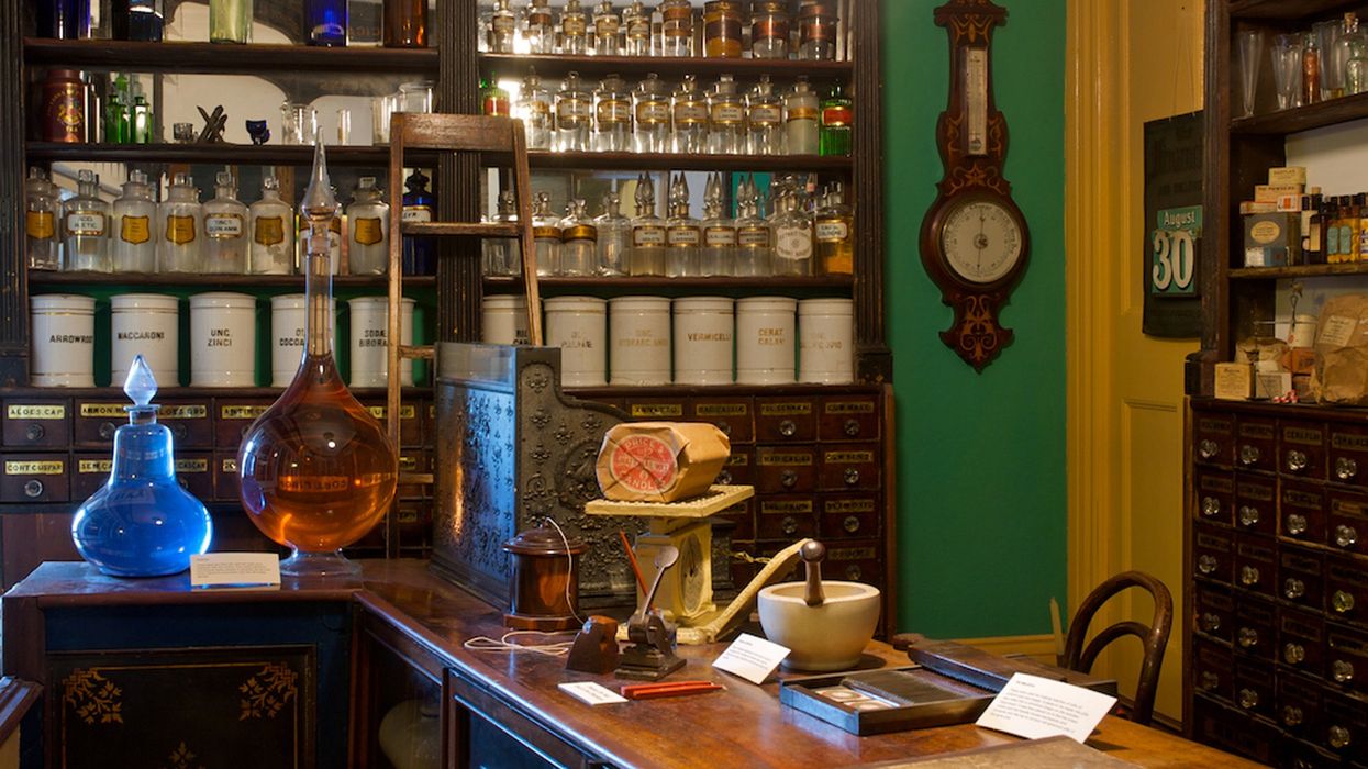 CHEMIST SHOP IN THE MUSEUM OF LAKELAND LIFE & INDUSTRY