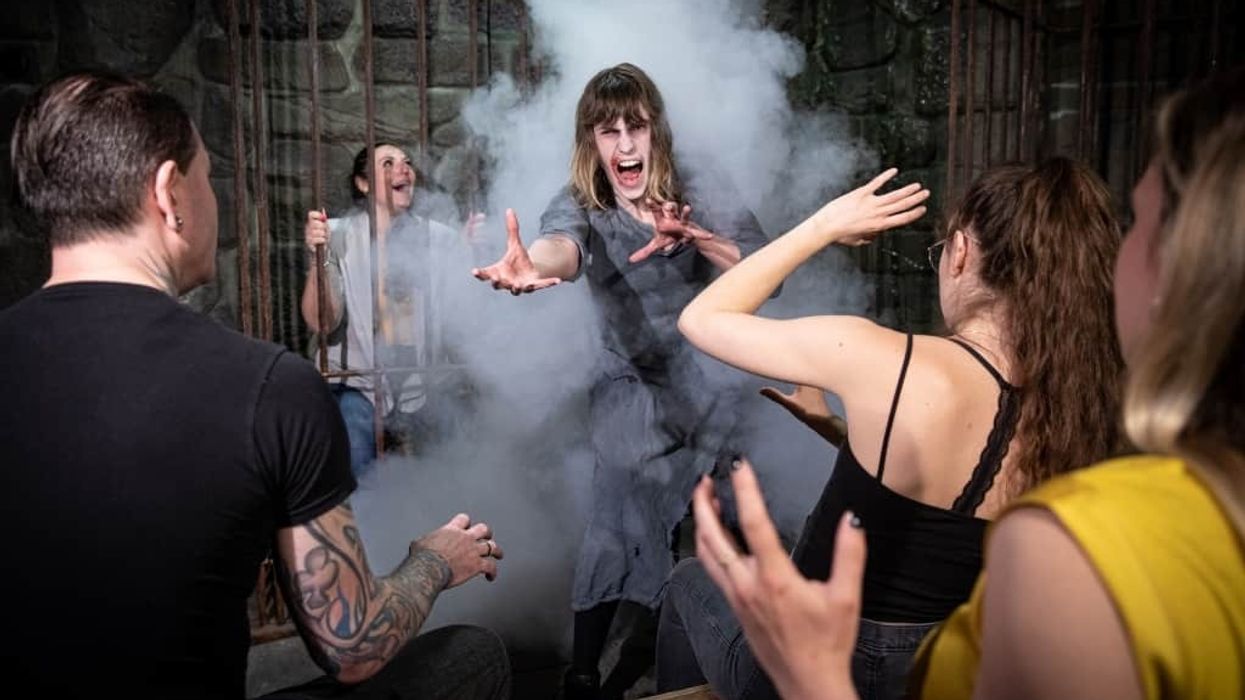 Chris Lange Berlin Dungeon Hexe