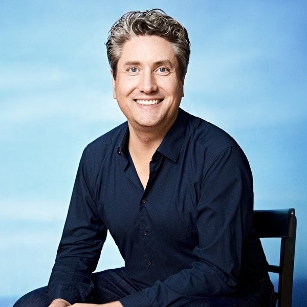 Chris Lange headshot