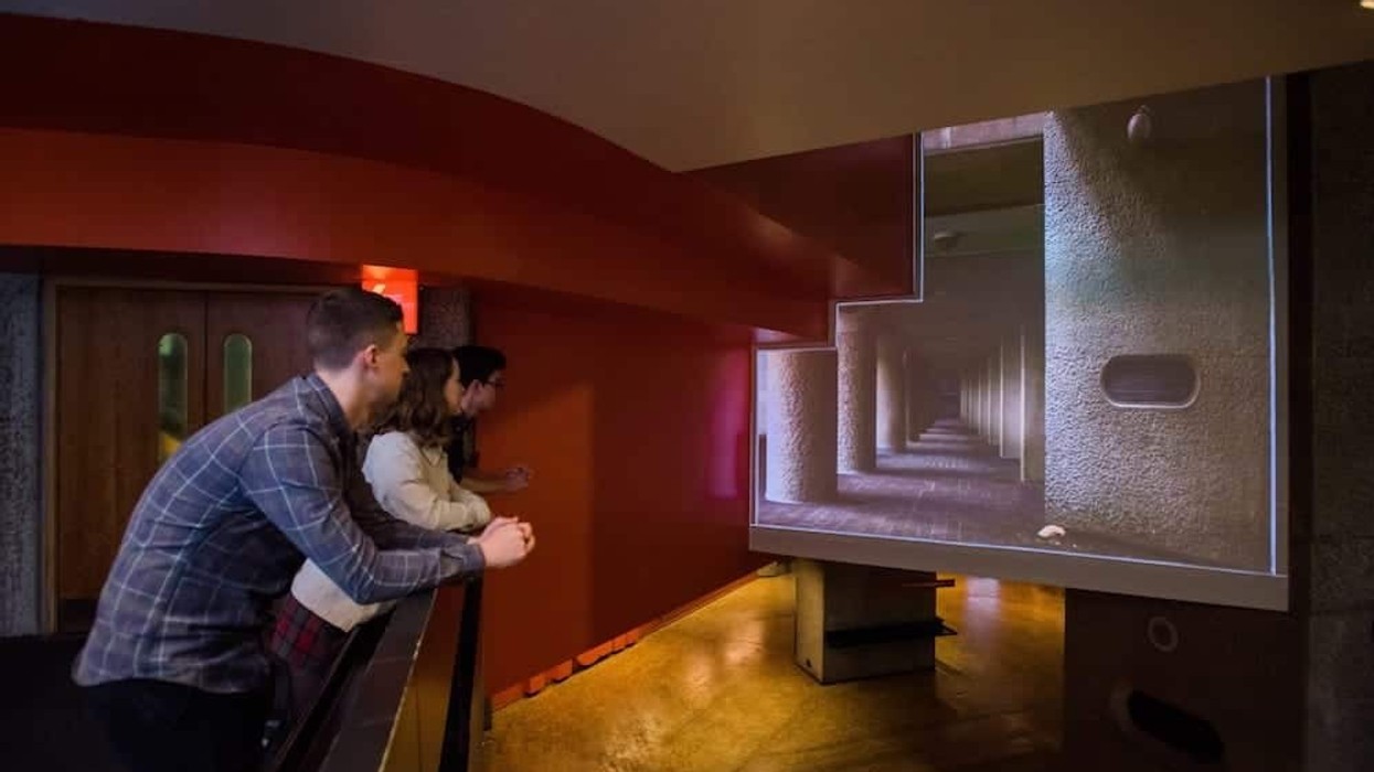 Christie-at-the-Barbican_digital-wall-Installation-in-foyer-by-Rachel-Ara