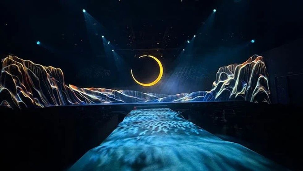 Christie Ballad of Chu moon courtesy of Jianye Display