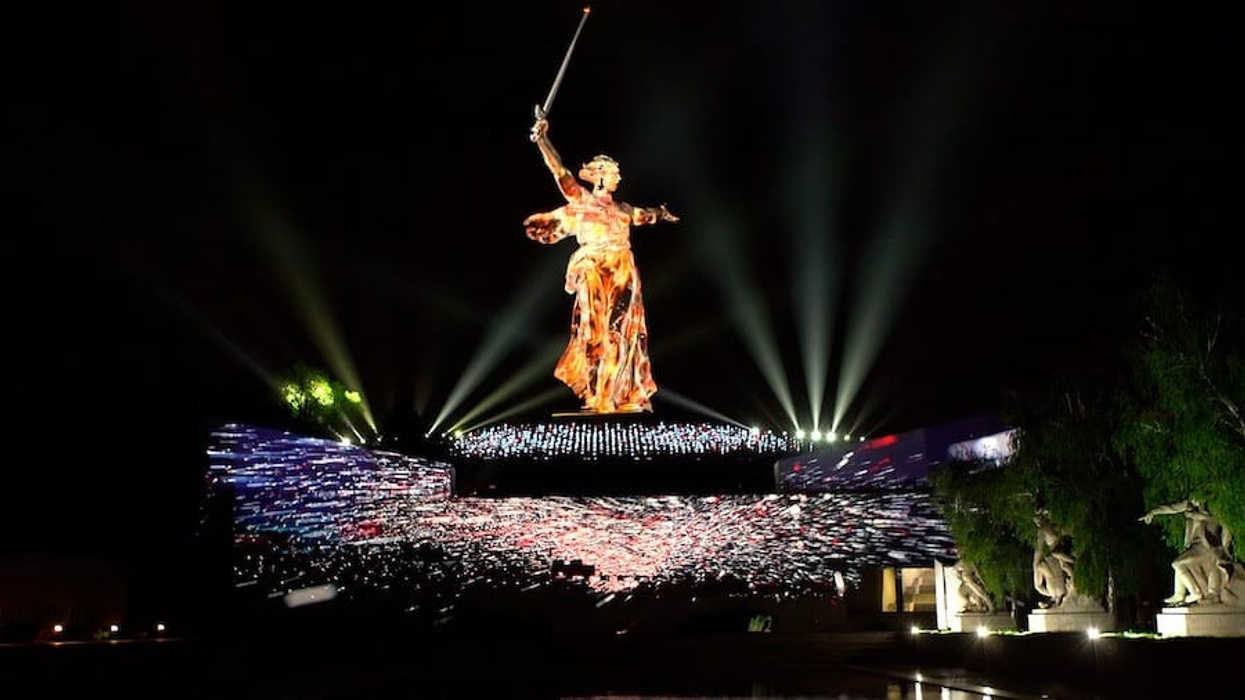Christie Motherland Calls Russia