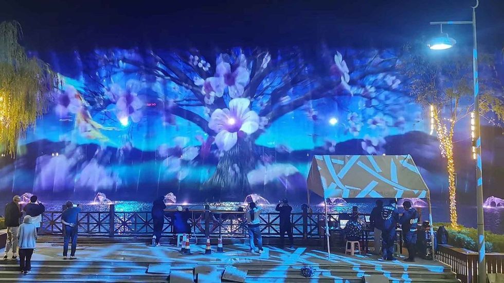 Christie supplies projectors for Phoenix-inspired show blue