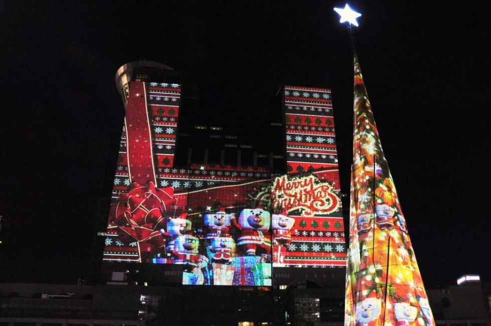 christmasland-projection-mapping_christie-digital