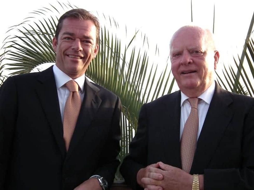 Christoph-and-Wolfgang-Kiessling-Loro-Parque-Siam-Park