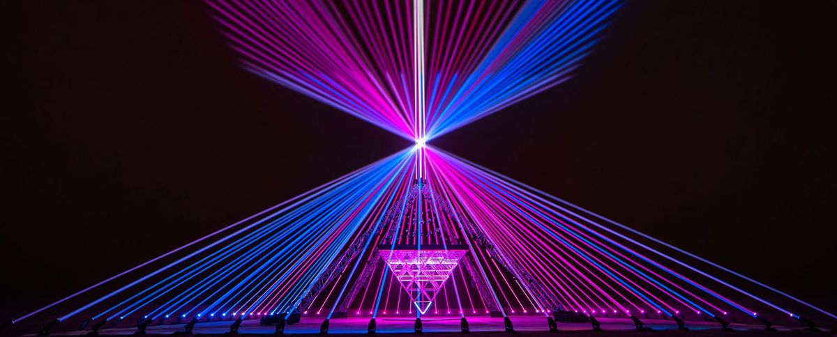 Christopher Bauder immersive art