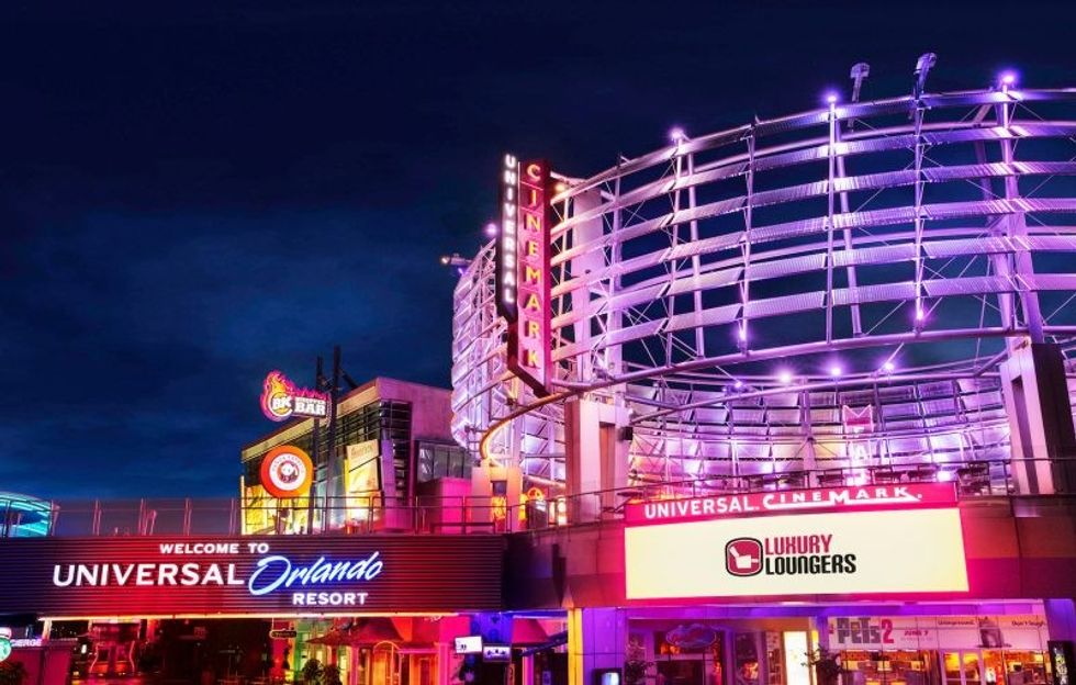 cinemark universal