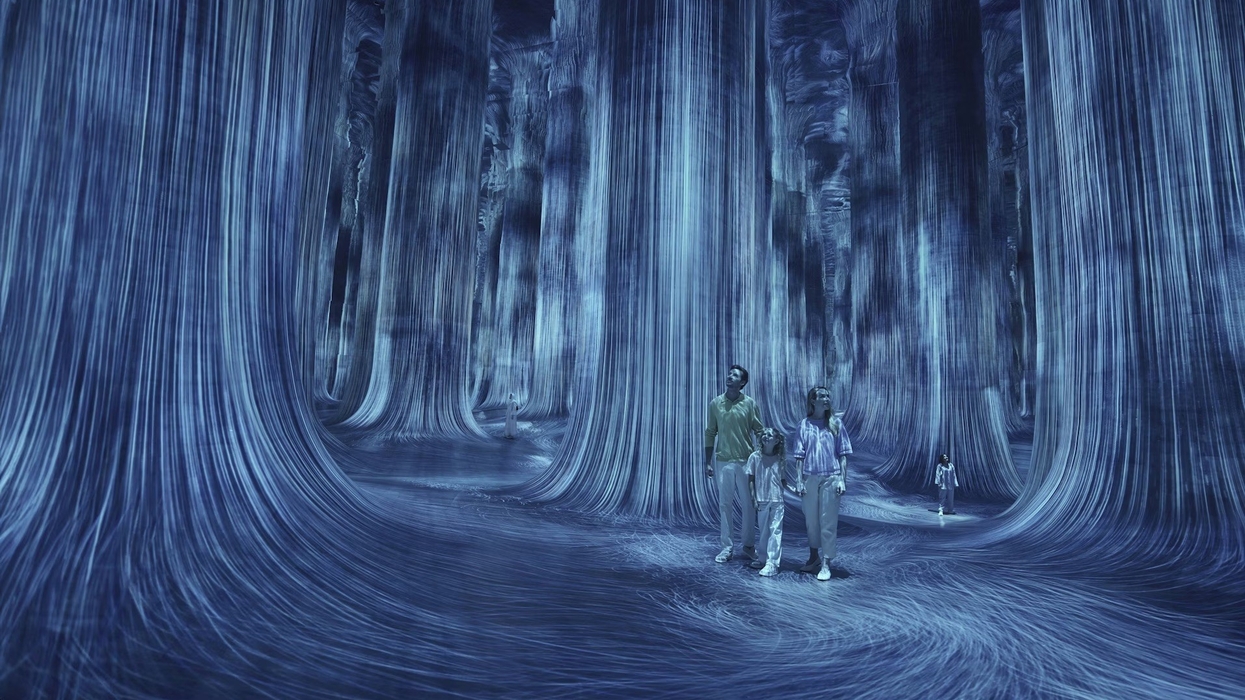Circulating Universe of Water Particles at teamLab Phenomena Abu Dhabi