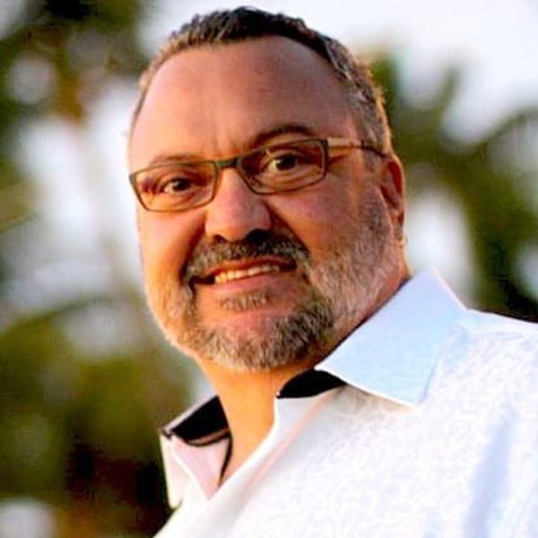Clifford Warner