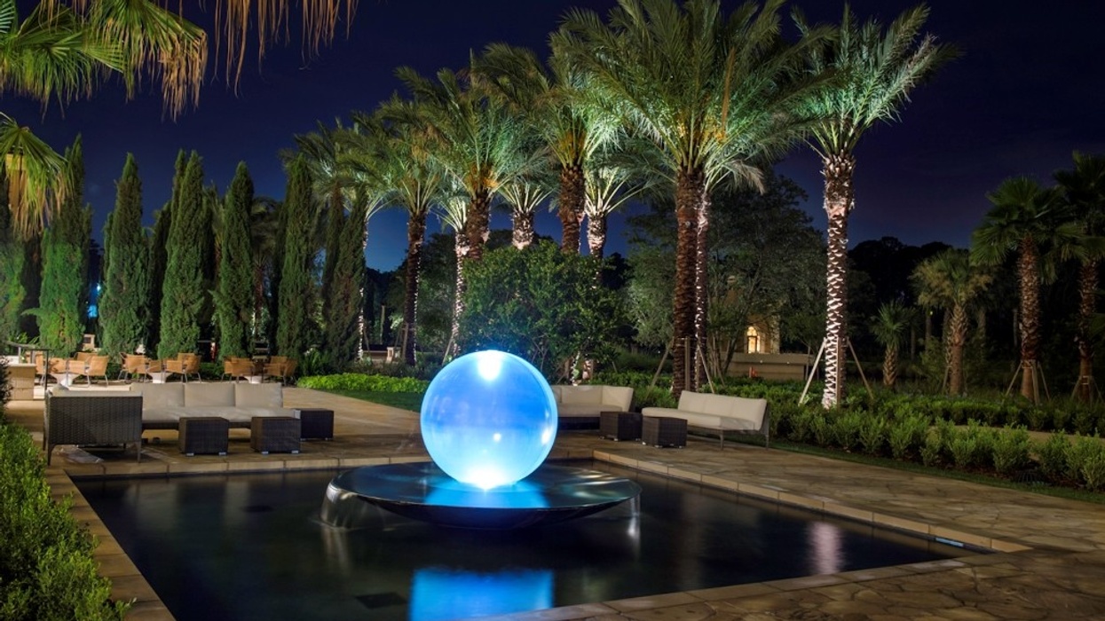 Cloward H20 Four Seasons open space