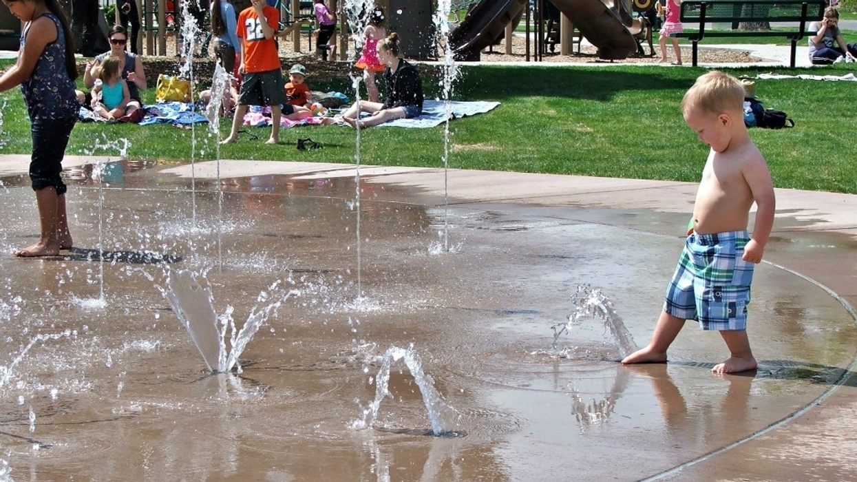 Cloward H20 Splash Pad jets