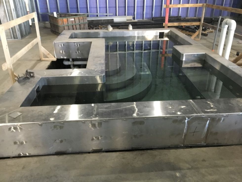 Cloward H2O stainless steel pool structures