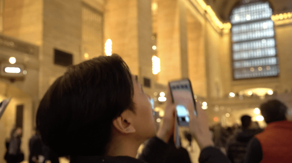 clue on the ceiling museum hack