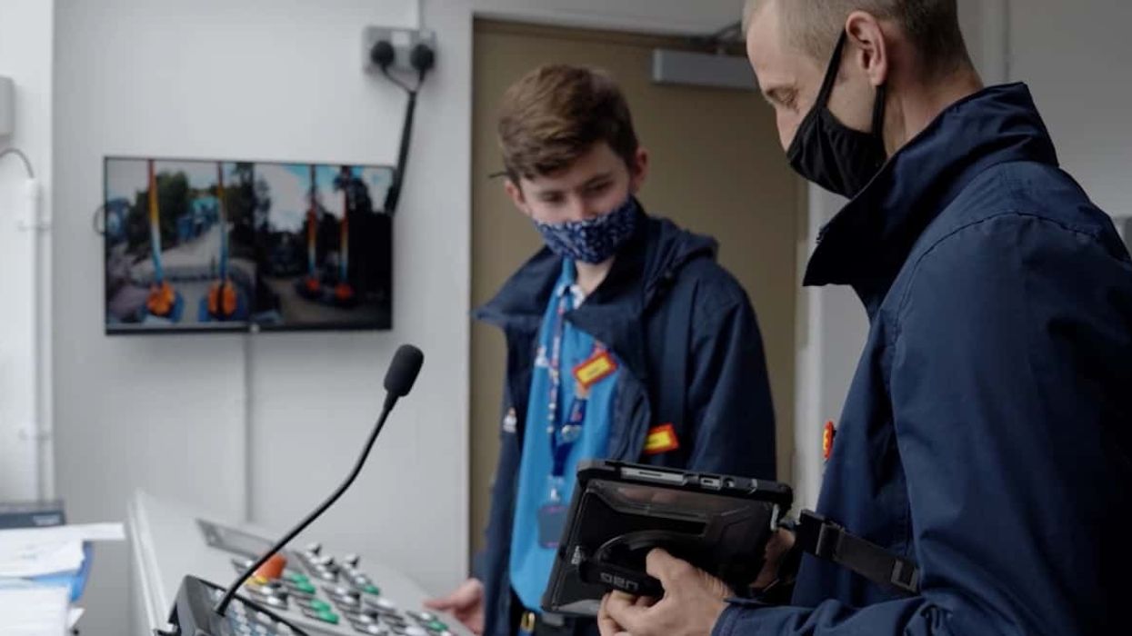 Cmd-Ctr_Manager_with_monitoring_app