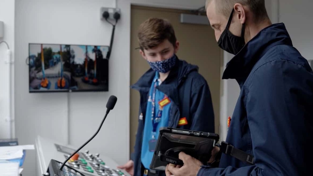 Cmd-Ctr_Manager_with_monitoring_app