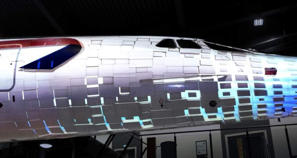 concorde projection mapping