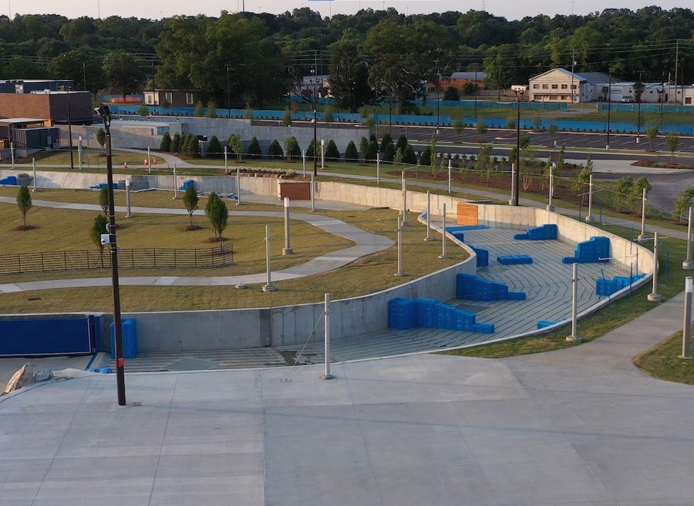 Construction Montgomery Whitewater