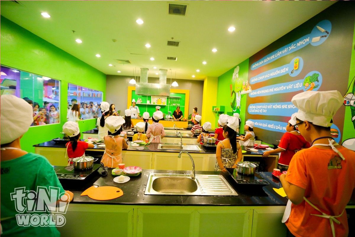 Cooking Class at tiNiWorld Vietnam
