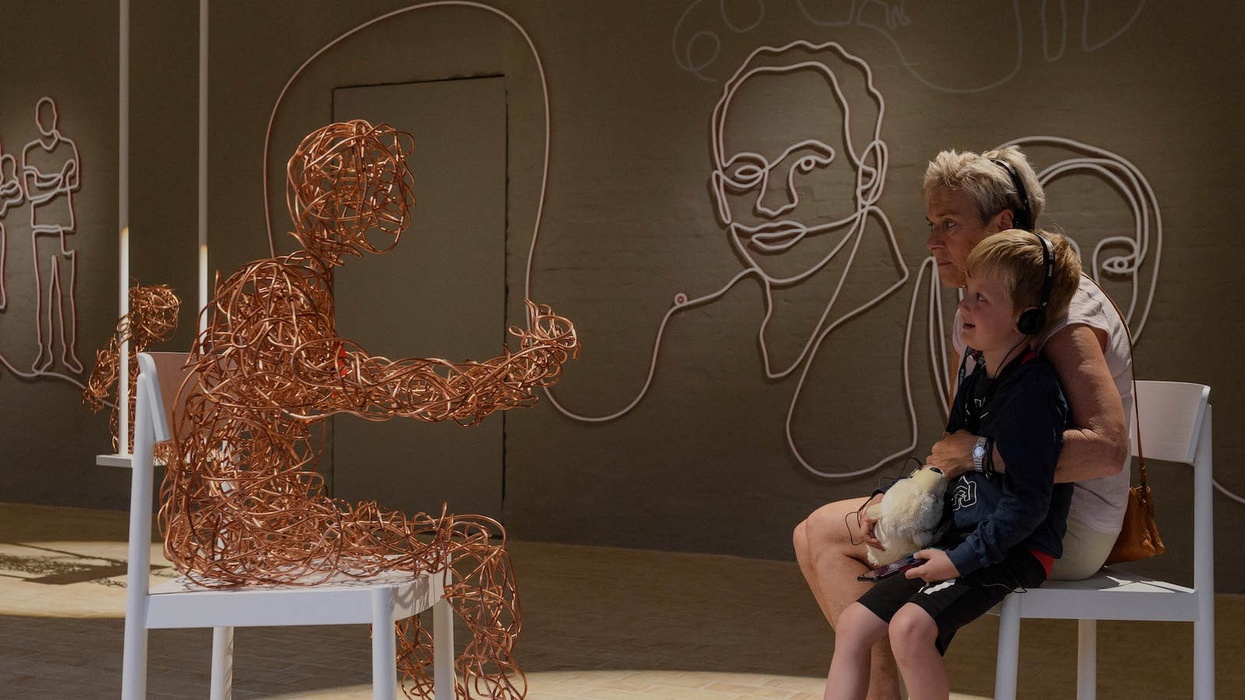 copper sculpture at FLUGT