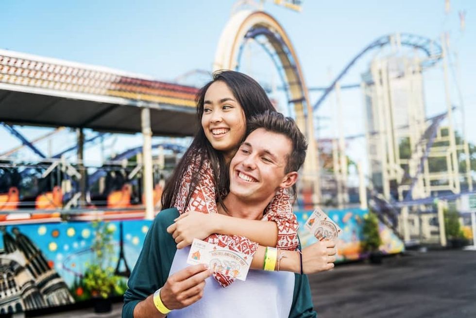 Couple-at-theme-park hiring difficulties