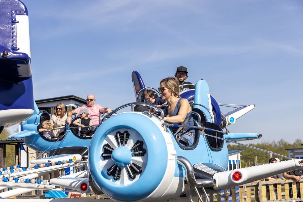 crazy planes gulliver's