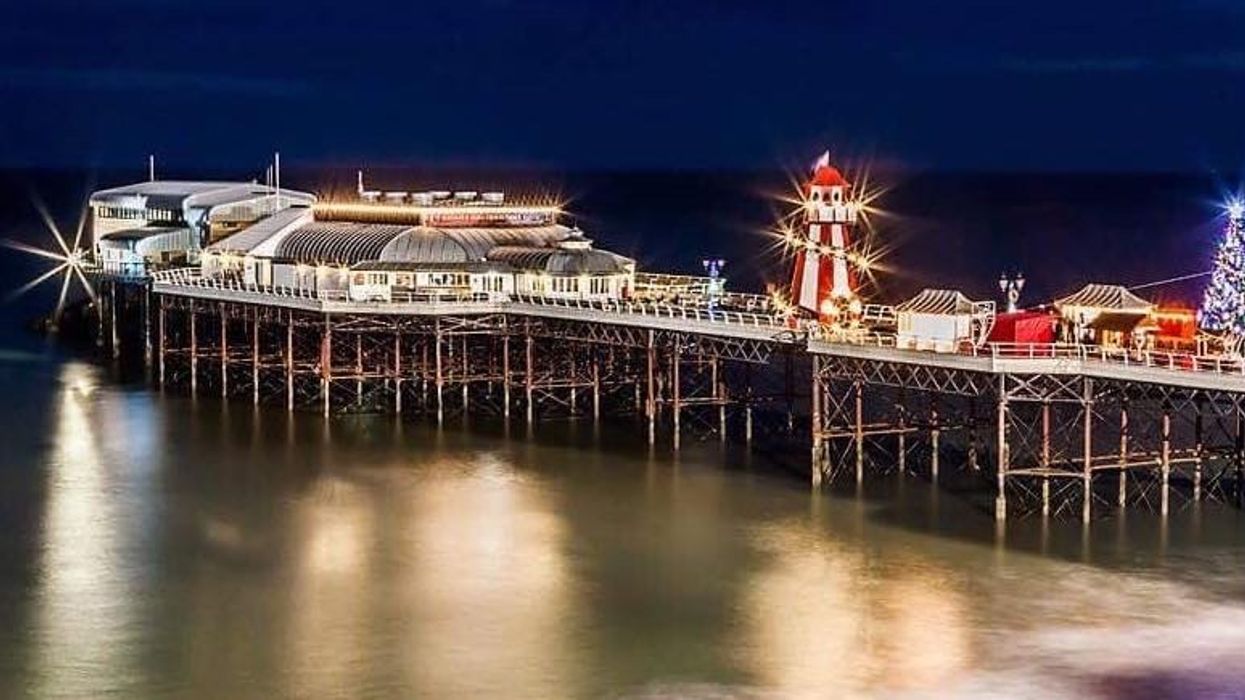 cromer pier xmas Large