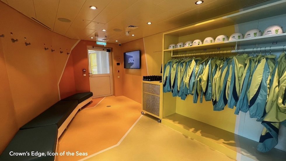 Crown\u2019s Edge, Icon of the Seas