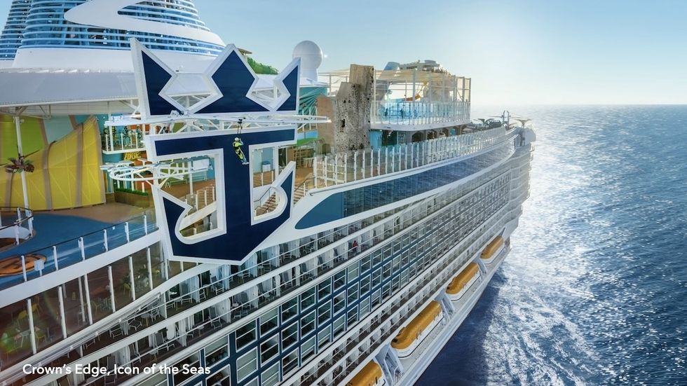Crown\u2019s Edge, Icon of the Seas