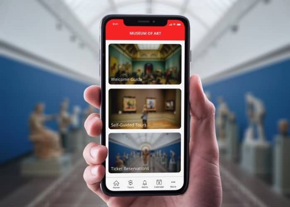 Cuseum - Mobile App - In Hand accesso partnership post covid museum technology