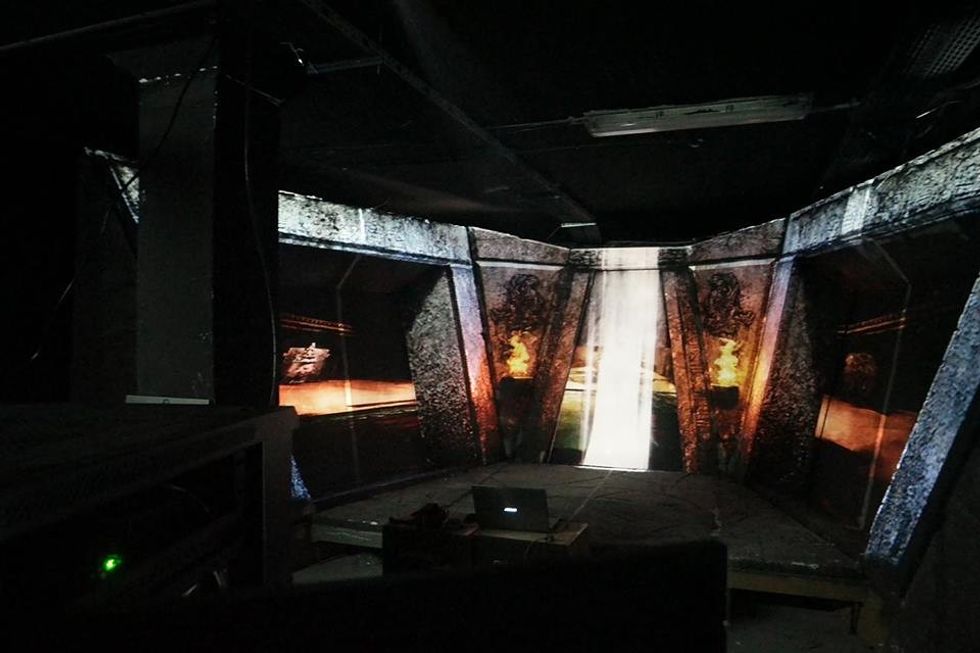 Dark Ride Video Mapping ESO Rides Maya World