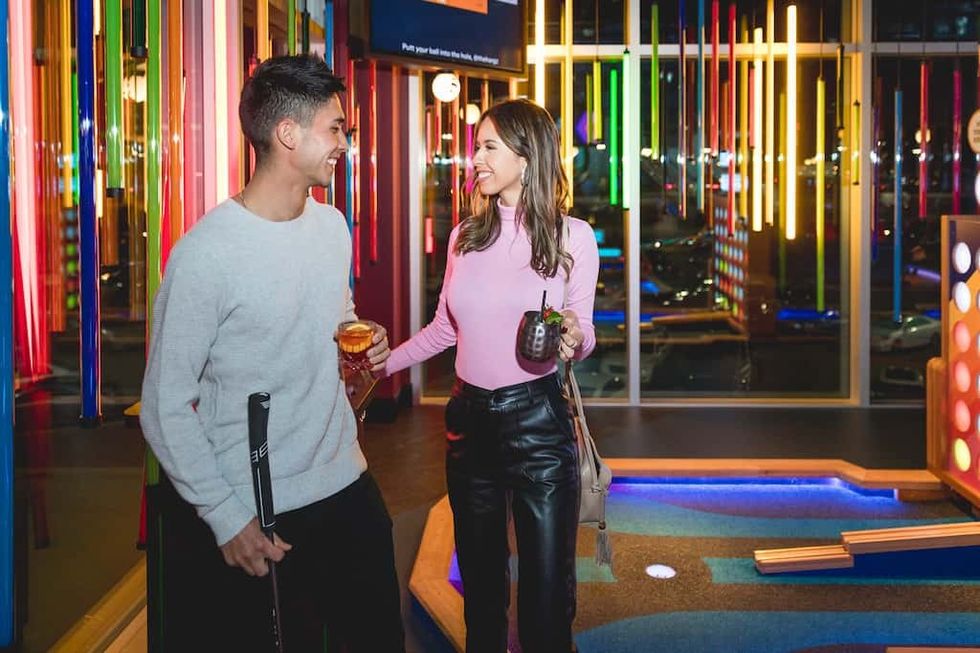 Date Night Puttshack