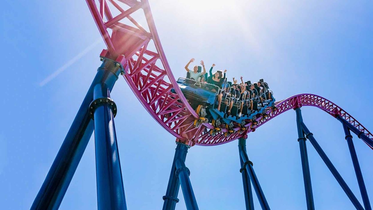 dc rivals hypercoaster warner bros movie world village roadshow a