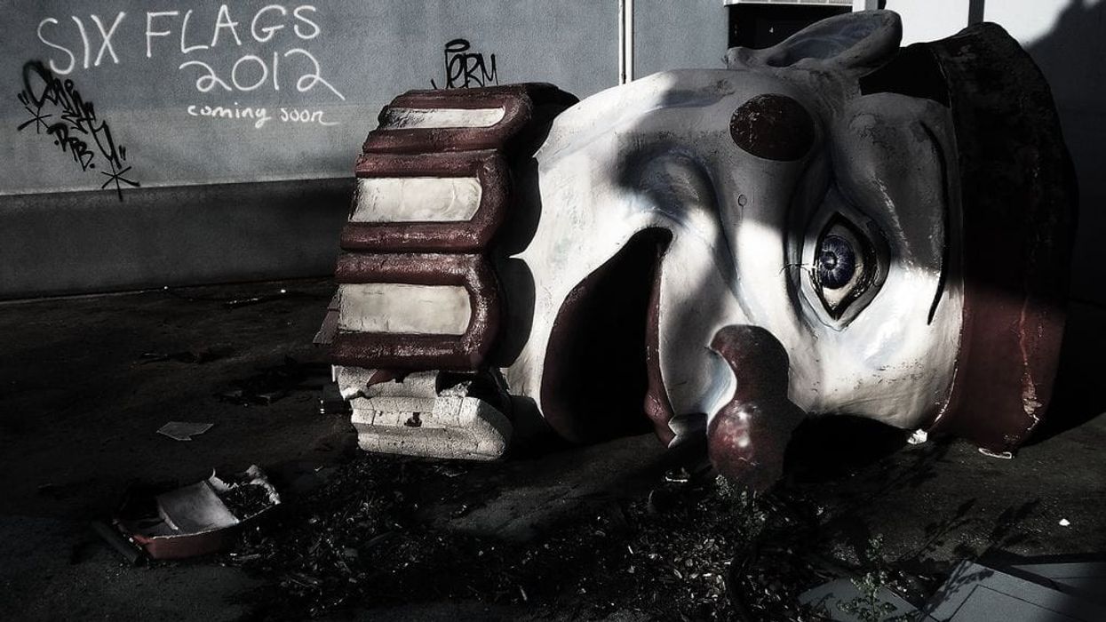 dead clown new orleans six flags