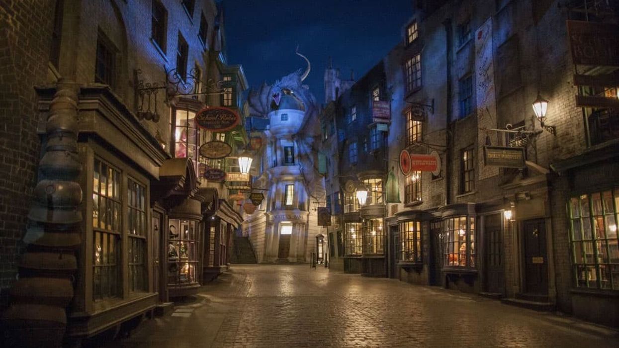 Diagon Alley Universal Studios - an example of creating an immersive experience using IP
