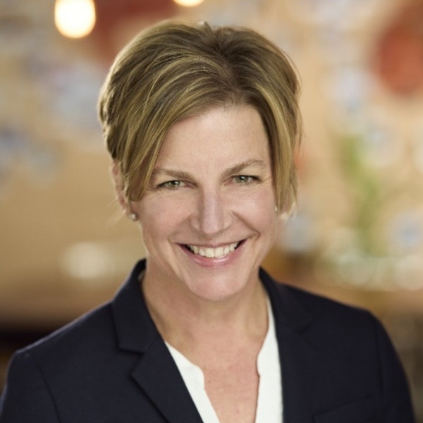 Diane Lochner headshot