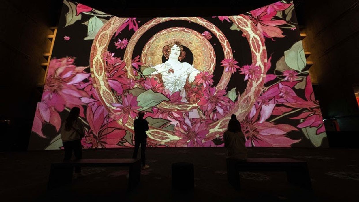 Digital Projection Eternal Mucha Images courtesy Maxime Chermat