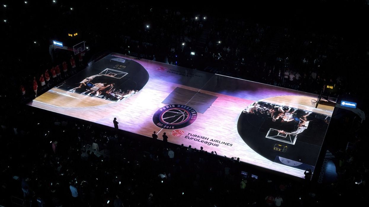 Digital Projection Paris Basketball ©MikimoStudio