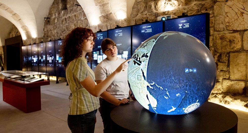 Digital Storytelling and interactive technology