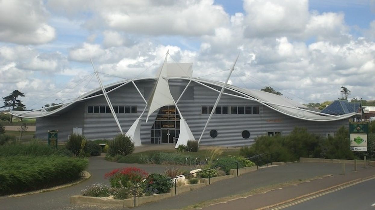 dinosaur isle