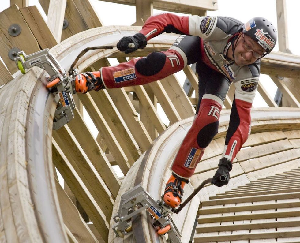 Dirk Auer ride the Mammut