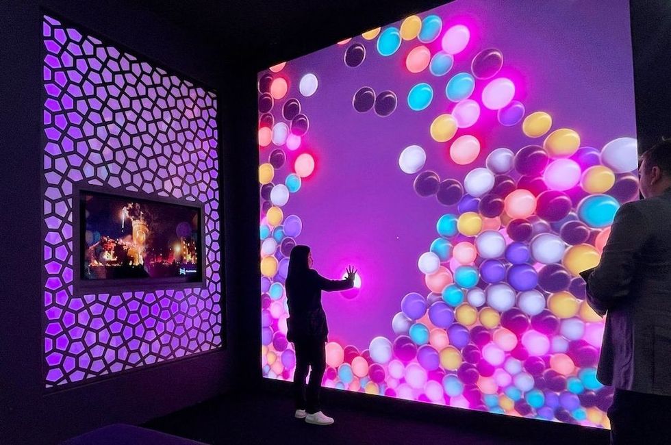 Disguise Interactive screen ISE