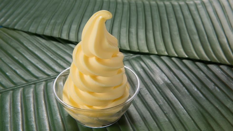 Disney Dole Whip theme park snacks