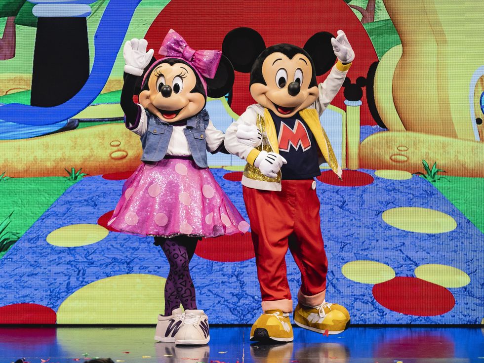 disney jr mickey mouse clubhouse live
