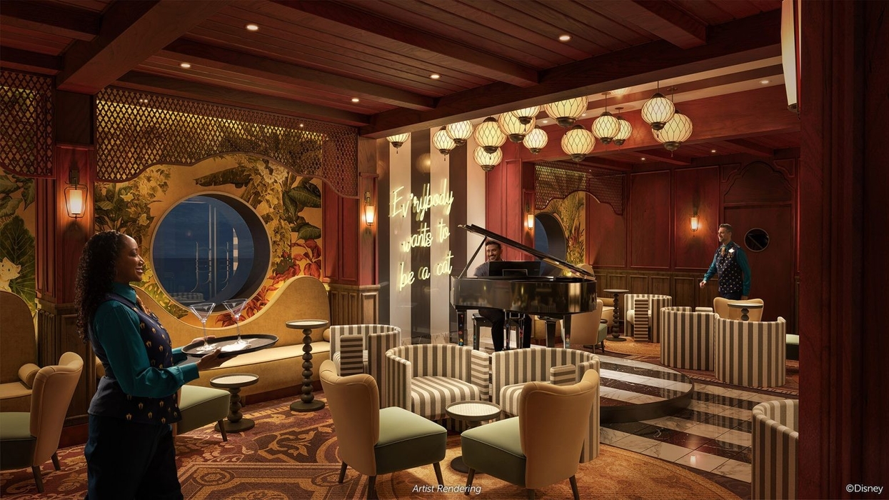 disney treasure aristocats lounge