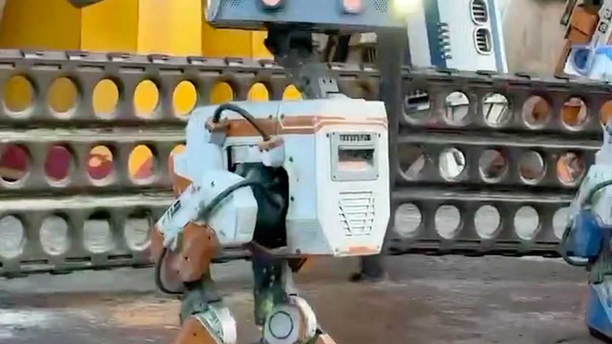 disneyland droid robot testing