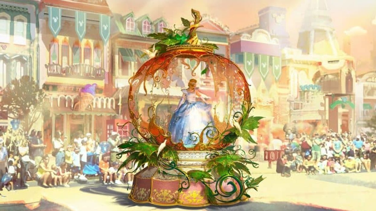 disneyland magic happens parade cinderella
