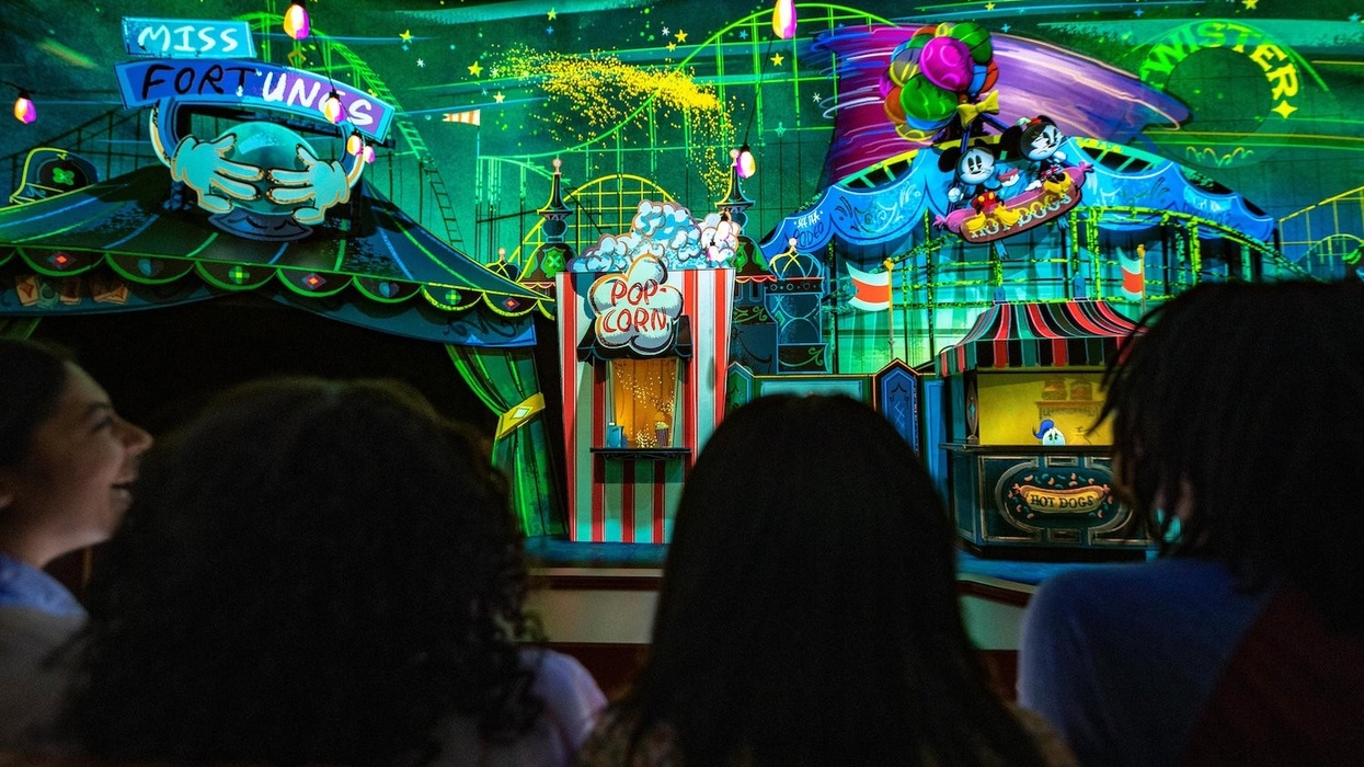 disneyland mickey and minnie's runaway railway