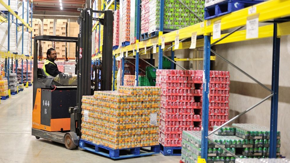 disneyland paris donates food