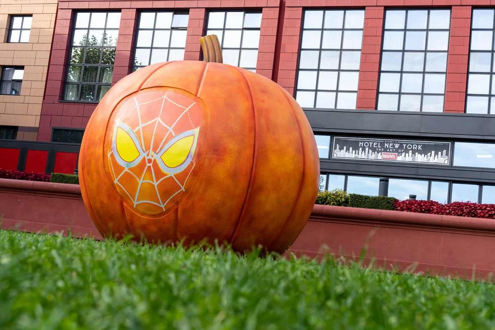 disneyland paris halloween