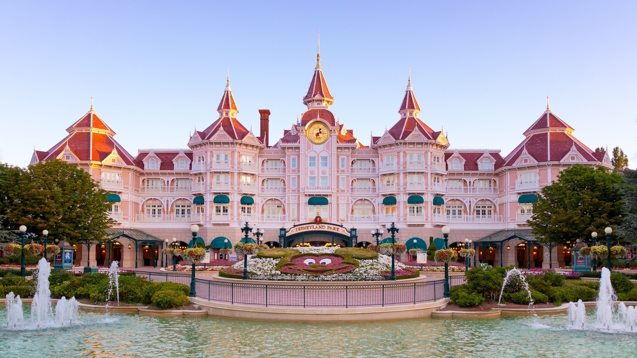 disneyland paris hotel